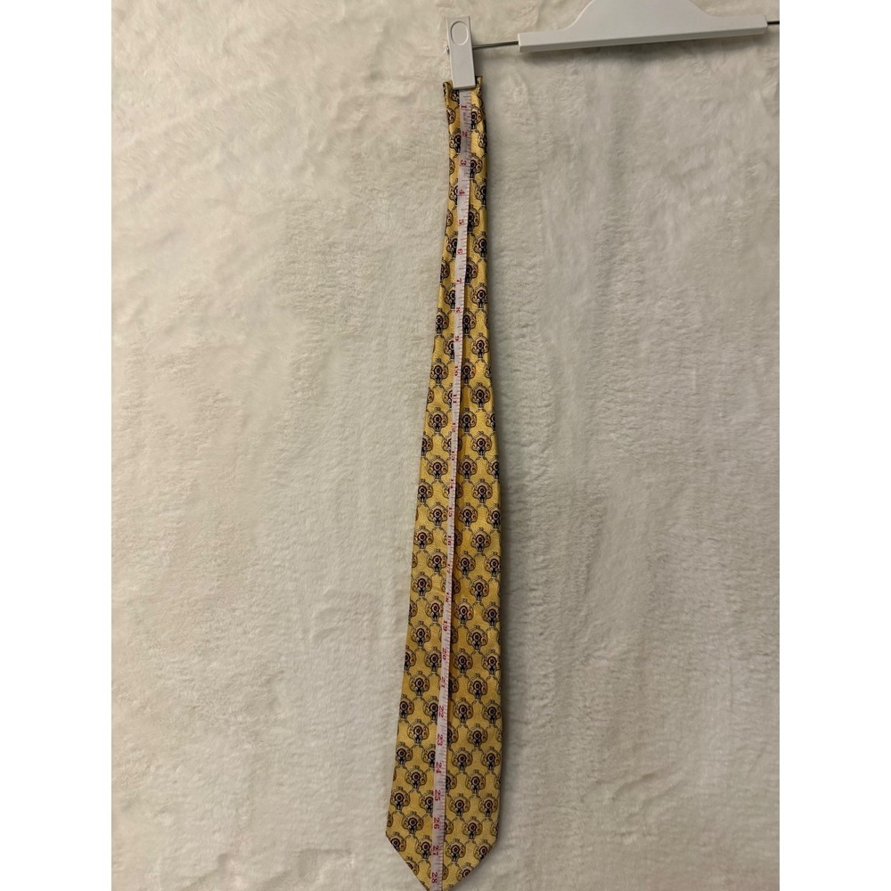 Pierre Cardin Mens Silk Tie Gold Medallion Geometric Pattern Made in USA 57 Inch